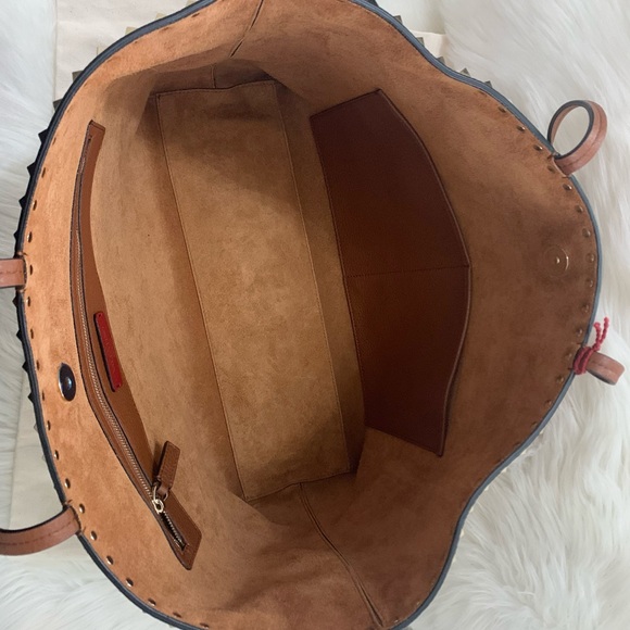 Valentino Vitello Rockstud Brown Tote - Picture 9 of 10